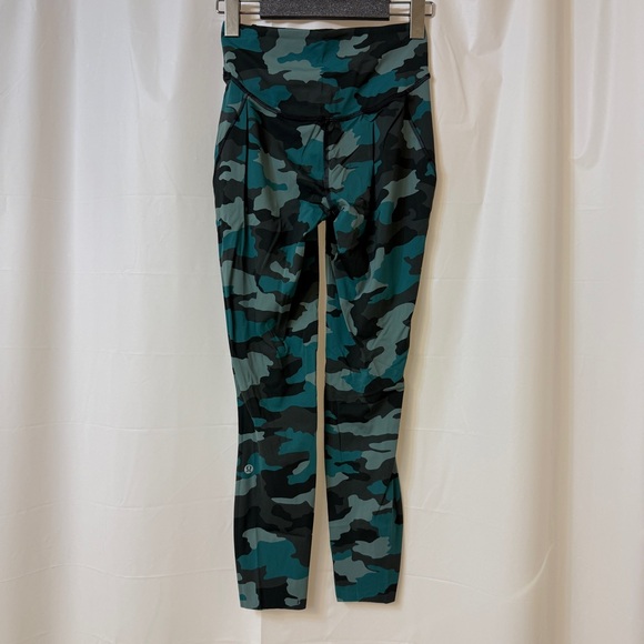 Lululemon Base Pace High-Rise Running Tight 25" Heritage 365 Camo Size 4 - Picture 4 of 8